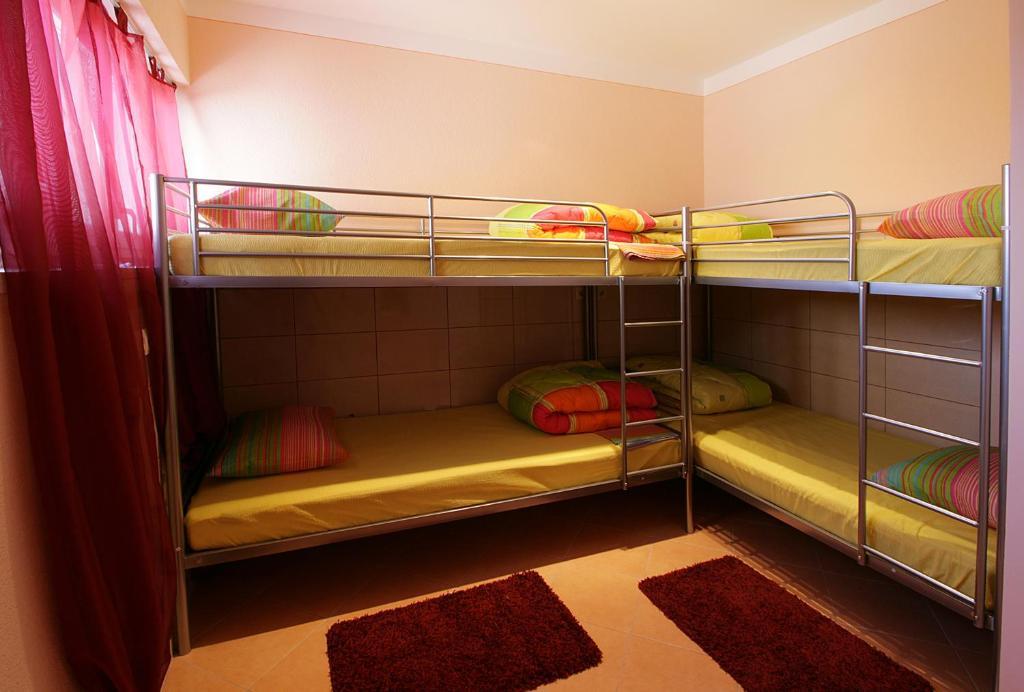 Backpackers Fairytale Hostel Спліт Номер фото