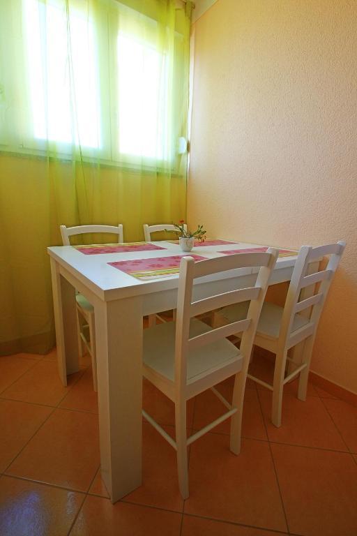 Backpackers Fairytale Hostel Спліт Екстер'єр фото